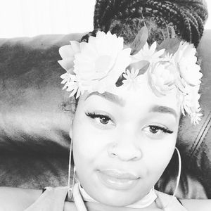 Meet your Posher, Denisha